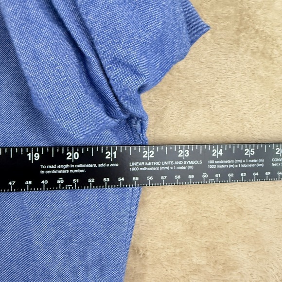 American Eagle Mens Chambray Button Down Shirt Size M Blue Long Sleeve Classic - Picture 7 of 10